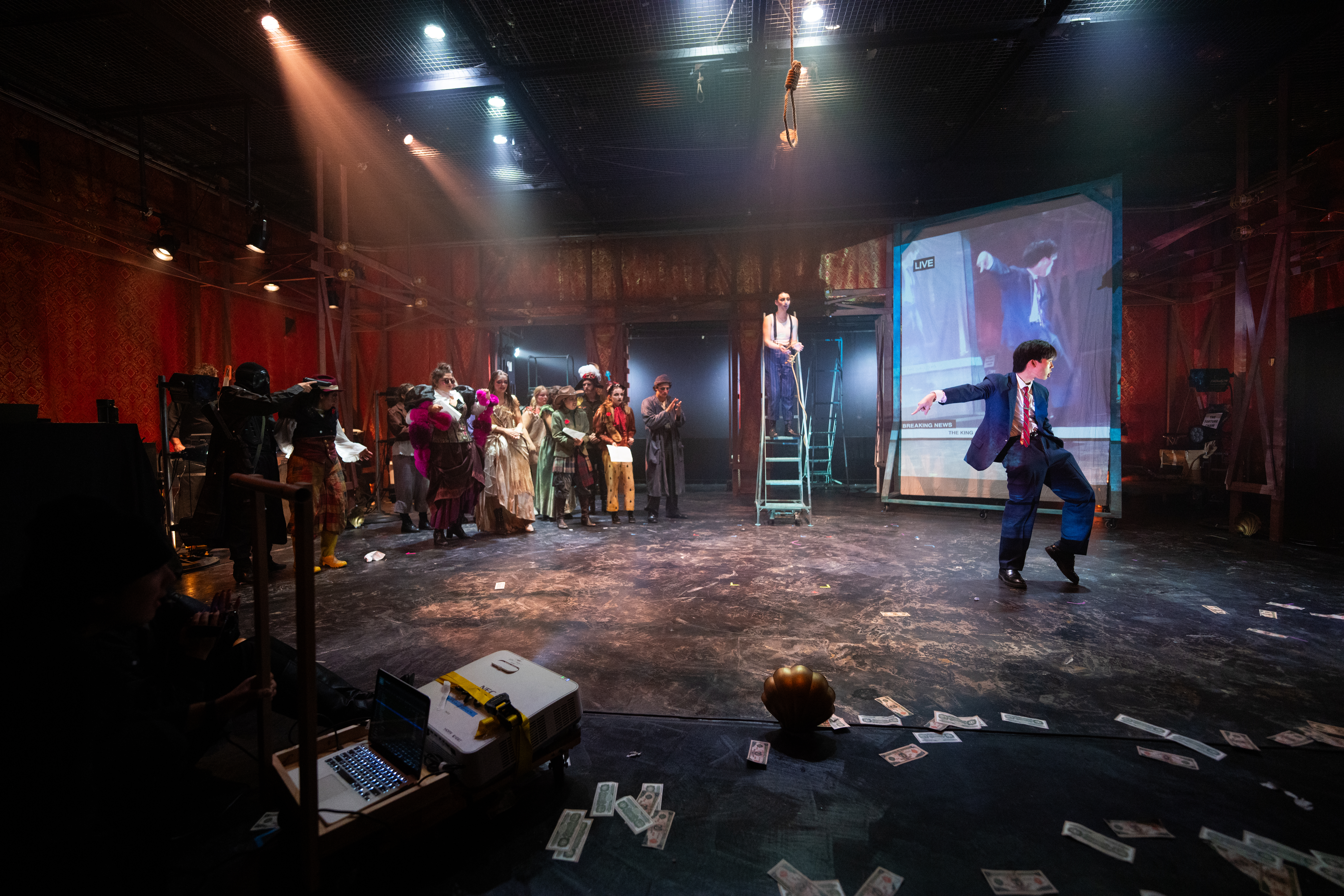 Threepenny Opera Image 3